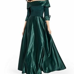 Jessica Howard Green 🌲Holiday dress